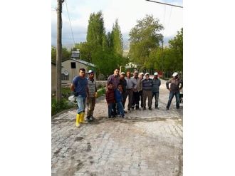 Gürün’de Köy Yollarında Parke Taşı Döşeme Çalışmaları