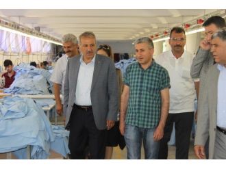 Şahin, İşçilerle Bir Araya Geldi