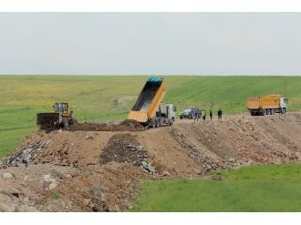Başakpınar Yolu Yenileniyor