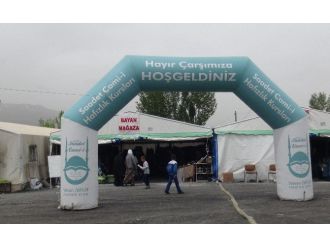 Tatvan’da “Hayır Çarşısı” Kermesi