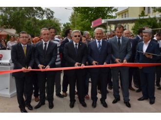 Kadın Eli Bereket Pazarı” Hizmete Açıldı