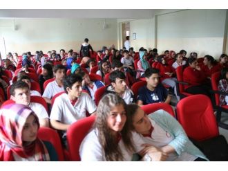 Lise Öğrencilerine Trafik Semineri