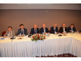 Bakan Işık Trabzon’da