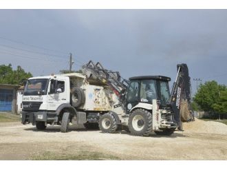 Kapaklı’da Yol Çalışmaları Devam Ediyor