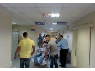 Polis Aracı Otomobil İle Çarpıştı: 5 Yaralı