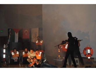 3. Fotoğraf Mavi Marmara Seydişehir’de Sahnelendi