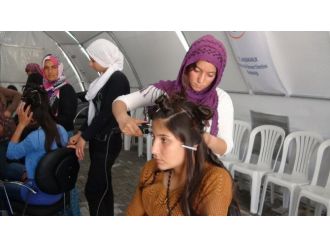 Kobanililer Çadır Kentte Meslek Sahibi Oluyor