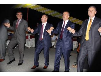 Ak Parti Van Milletvekili Kayatürk Kirve Oldu