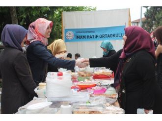 Veliler Hazırladıkları Yemekleri Sergiledi