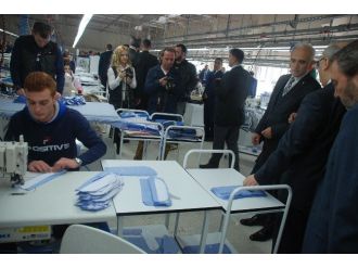 Mahkumların Ürettiği Gömleklere Araplardan Sipariş Geldi