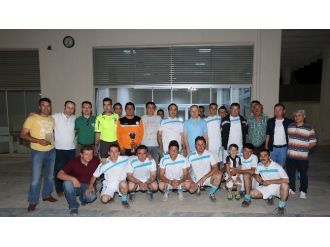 Deski Futbol Turnuvasında Buluştu