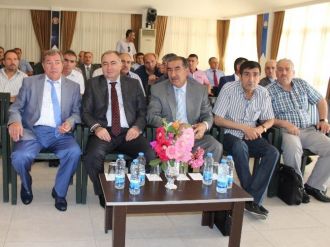 Ağar: Sendikalar Üzerinde Oyun Oynanıyor