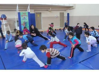 Spor Okulları Sahaya Çıkıyor