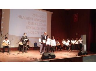 Görme Engelli Öğrenci Duygularını Yazıyla Anlattı