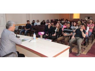 Öz: Yerel Basın Demokrasinin Kaynağıdır