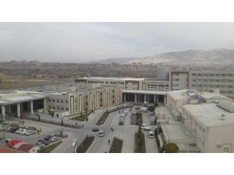 Niğde Devlet Hastanesi Lazerle Varis Tedavisi Yapmaya Başladı