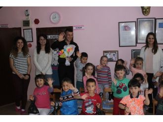Balya’da Başkan Kılıç Çocuklarla Oyun Oynadı