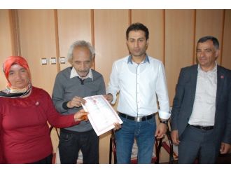 Gurbetçi Hayırseverden Yardıma Muhtaç Aileye Ev
