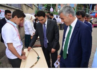 Öğrenciler Kum Havuzu’nda Yaptıkları İle Şaşırttılar