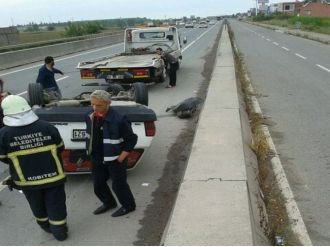 Chp Seçim Aracı Takla Attı: 2 Yaralı