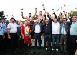 Balaban, Başpehlivan Oldu