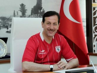 İlkadım Kırmızı-beyaz