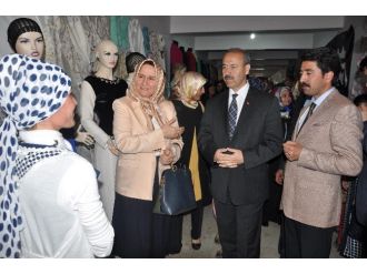 Muş Hem’den Yılsonu Sergisi