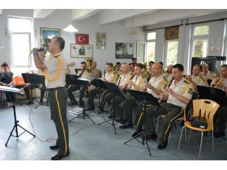 Kolordu Bandosundan Bahar Konseri