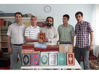Afrikalı Müslümanlara Kur’an-ı Kerim