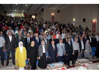 Arifiye Halk Eğitim Merkezi Yıl Sonu Sergisini Açtı