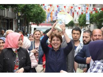 Ayşe Nur Bahçekapılı: “Fetih Şöleninde Sürprizlerimiz Var”