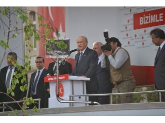 Bahçeli: İslamda Ruhban Sınıfı Yoktur