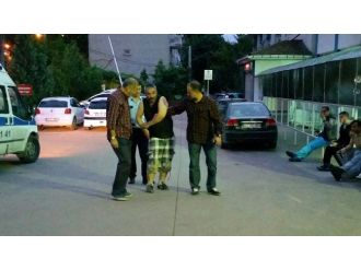 Alkolü Fazla Kaçırınca Ortalığı Ayağa Kaldırdı