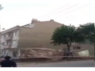 3 Katlı Bina Böyle Yıkıldı !