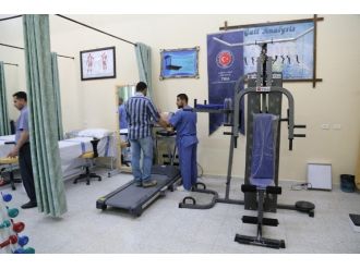 Gazze İslam Üniversitesi Fizik Tedavi Merkezi’ne Donanım Desteği