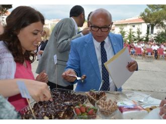 Süleymanpaşa Belediye Başkanı Eşkinat Hünerli Ellerin Lezzet Yarışmasına Katıldı