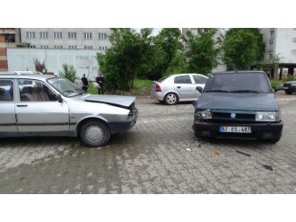 Çaycuma’da Trafik Kazası: 2 Yaralı