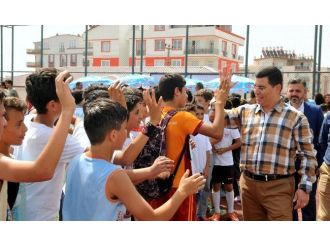 Başkan Tütüncü Kepez’in Yıldızlarıyla