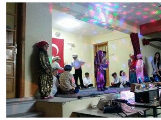 Dereköy İlk Ve Ortaokulunda Yılsonu Gecesi