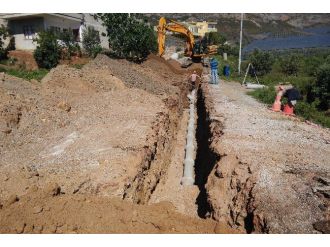 Meski, Aydıncık’ta Kanalizasyon Çalışmalarına Devam Ediyor