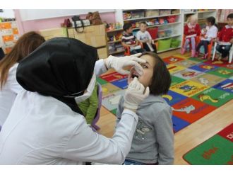Tosya’da Çocuklara Diş Sağlığı Anlatıldı