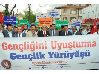 Keçiörenli Gençler Madde Bağımlılığına Karşı Yürüdü