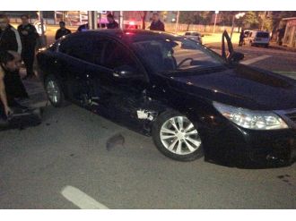 Otomobil Polis Otosuyla Çarpıştı: 4 Yaralı