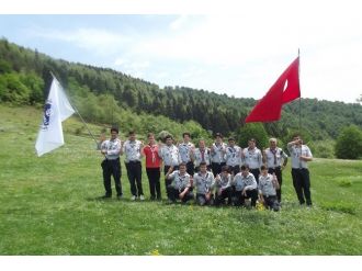 Büyükşehirli İzcilerden Yeni Kamp