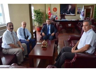 İl Defterdarı Işık’tan Çomü Rektörüne Ziyaret