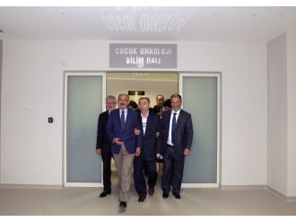 Sağlık Bakanı Müezzinoğlu, Rektör Ulcay’ı Ziyaret Etti