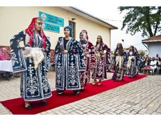Yenice Halk Eğitimi Merkezi 5. Bindallı Yarışması Ve Yıl Sonu Sergileri Yapıldı