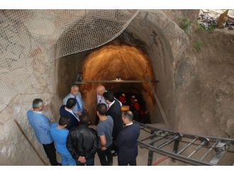 Kont Dracula’nın Esir Tutulduğu Kalede Gizli Geçit Açılıyor