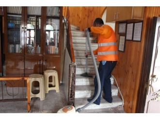Camilerde Ramazan Temizliği