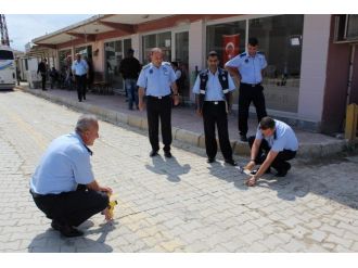 Saray Belediyesi Zabıta Ekiplerinden Pazar Yeri Düzenlemesi